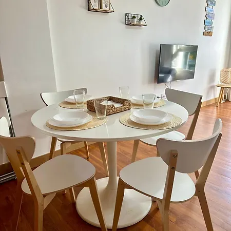 White Veleta Apartment *
